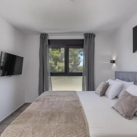 아파트 Charming Island Krk - Three Bedroom *