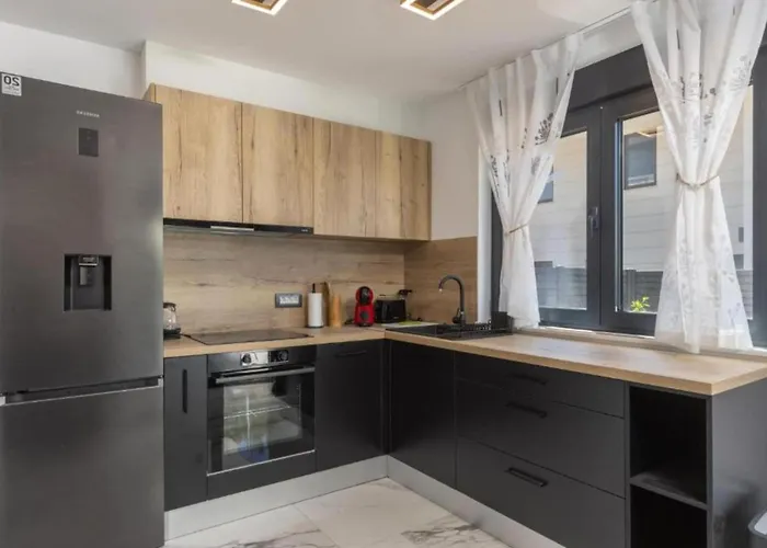 Charming Island Krk - Three Bedroom Апартаменты Крк