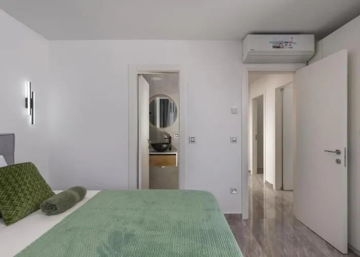 Charming Island Krk - Three Bedroom * Krk Town
